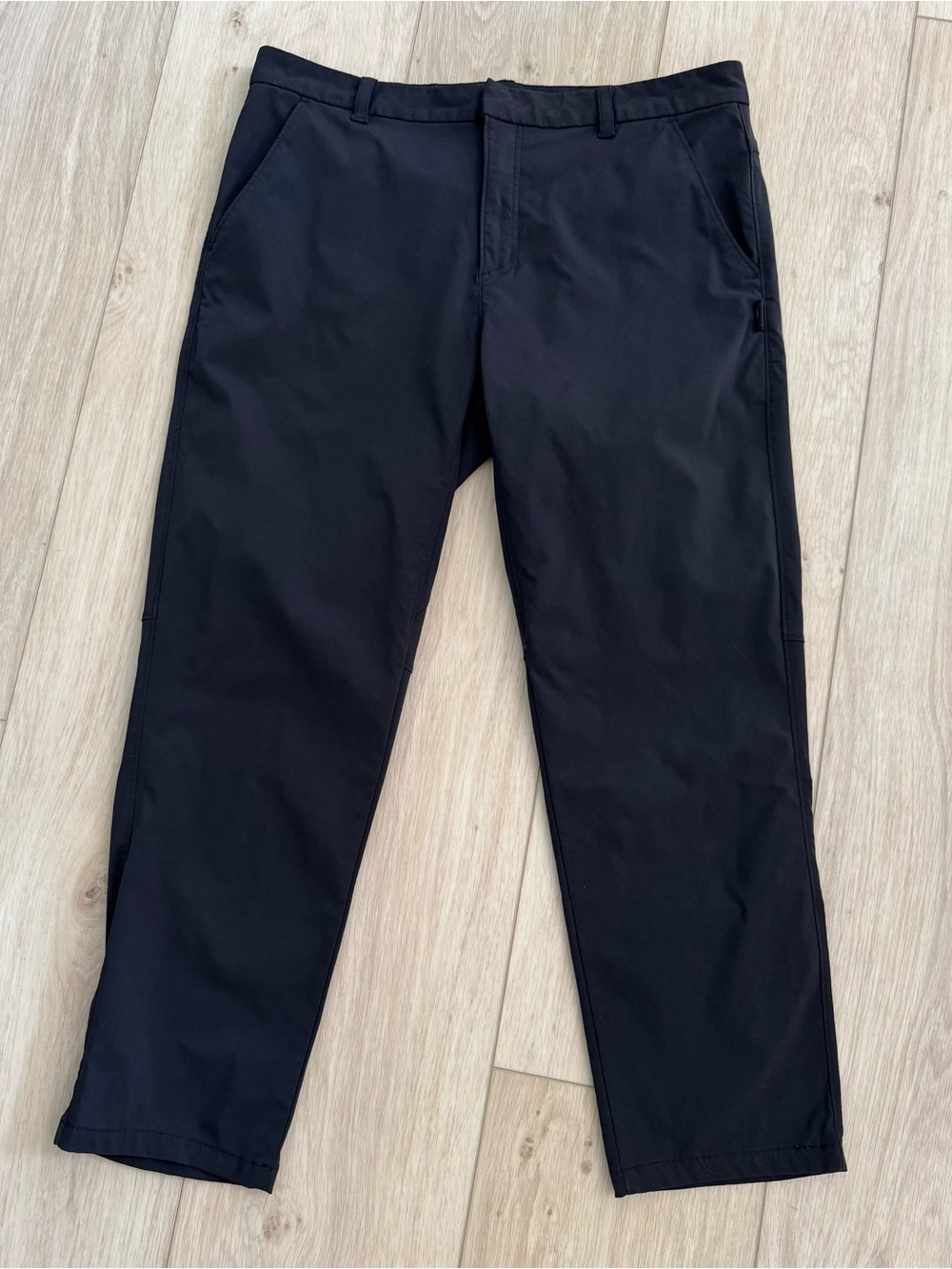 Oakley Men’s black performance golf pants trousers 34 waist dri fit athletic EUC